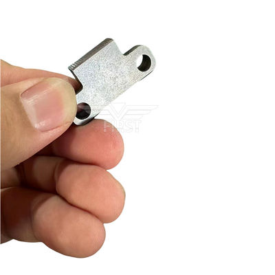 Dark Silver Gripper Pad TC. Das ist das.011.920 für Heidelberg XL-Maschinen mit Standarddicke