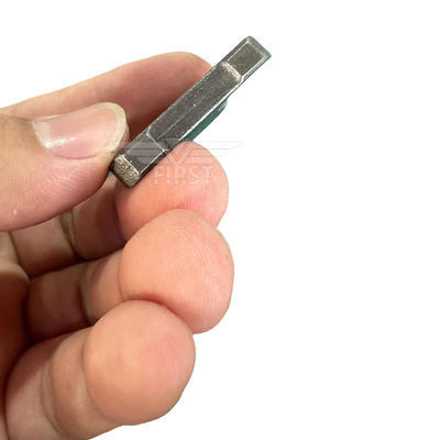 Dark Silver Gripper Pad TC. Das ist das.011.920 für Heidelberg XL-Maschinen mit Standarddicke