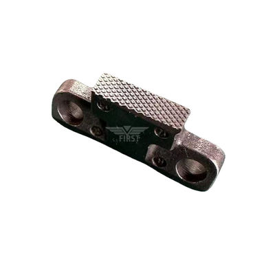 Dark Silver Gripper Pad TC. Das ist das.011.920 für Heidelberg XL-Maschinen mit Standarddicke