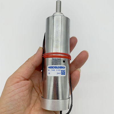 Silberner Motor 61.144.1101/02 SM/CD 102 für die Druckmaschine Heidelberg
